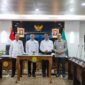 Penandatanganan nota kesepahaman (MoU) Ketua Umum Kamar Dagang dan Industri (Kadin) Indonesia, Anindya Bakrie bersama Menteri Pertanian (Mentan) Andi Amran Sulaiman di Kantor Pusat Kementan. (Dok kementan)