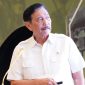 Luhut Pandjaitan memaparkan rencana gene bank kepada Presiden Prabowo di Jakarta. (Facebook.com @Luhut Binsar Pandjaitan)